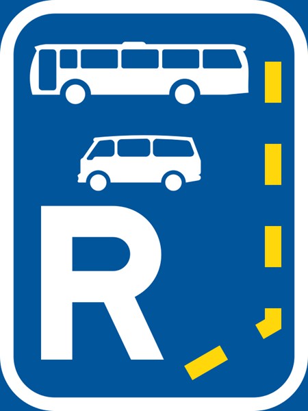 R329 – Start Of Reserved Lane For Buses And Mini Buses