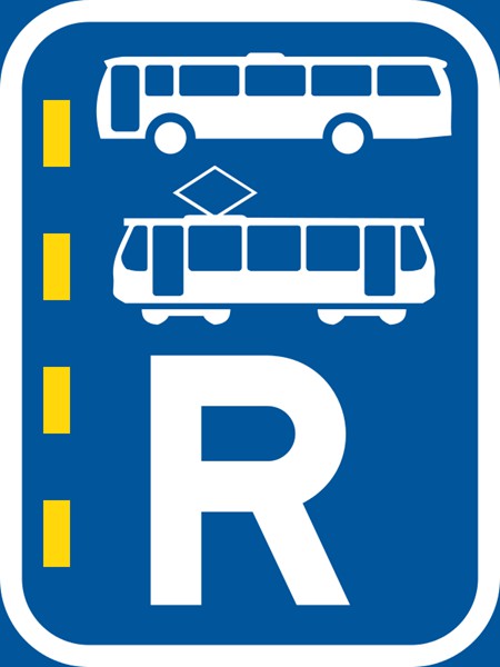 R348 – Reserved Lane For Buses And Trams
